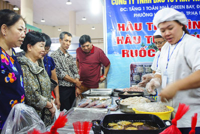 Khai mạc Hội chợ cá tra và các sản phẩm thủy sản Việt Nam