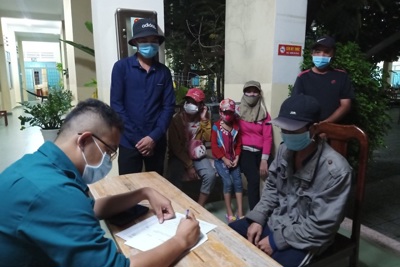 Đồng Nai: "Giải cứu" một gia đình 5 người đi bộ 3 ngày đêm tìm đường về Tây Ninh