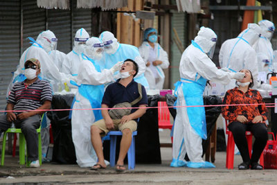 Dịch Covid-19: Ca nhiễm tại Campuchia tăng trở lại, Thái Lan cảnh báo số người tử vong mỗi ngày có thể lên tới 800