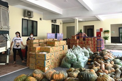 Hưng Yên hỗ trợ Hà Nội 5 tấn hàng nông sản để cung ứng cho người dân vùng cách ly
