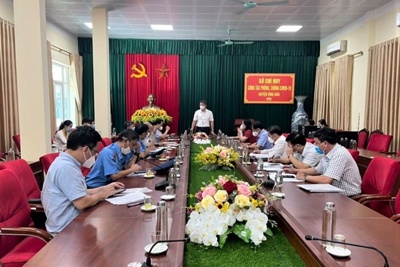 Phó Chủ tịch UBND TP Hà Nội Nguyễn Mạnh Quyền kiểm tra công tác phòng, chống dịch tại huyện Ứng Hòa