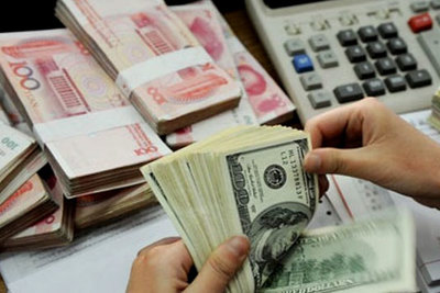 Tỷ giá USD hôm nay 25/11: Đồng USD trong ngân hàng và trên thị trường vọt tăng