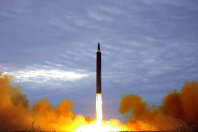 Triều Tiên chuẩn bị thử tên lửa tầm xa có thể vươn tới lãnh thổ Mỹ