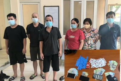 Hà Nội: Tụ tập đánh bạc tại nhà, 6 đối tượng bị bắt giữ