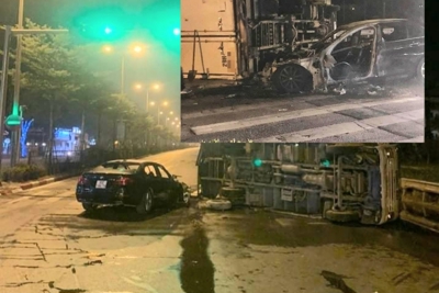 Hà Nội: Điều tra vụ ô tô BMW cháy rụi sau va chạm với xe tải lúc rạng sáng
