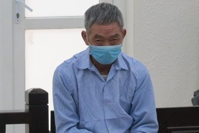 Hiếp dâm bé gái, ông già U70 bị tuyên phạt 12 năm tù