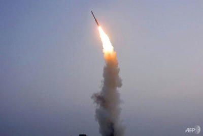 Triều Tiên tiếp tục phóng tên lửa “mới phát triển”