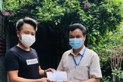Huyện Thanh Trì trao hỗ trợ đến lao động tự do mất việc do dịch Covid-19