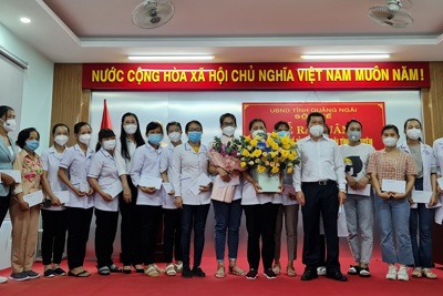 34 bác sĩ, điều dưỡng Quảng Ngãi vào TP Hồ Chí Minh hỗ trợ chống dịch Covid-19
