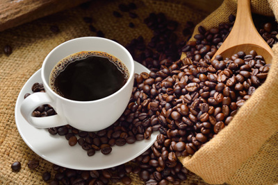 Giá cà phê hôm nay 18/8: Hai bộ mặt trái ngược của nguồn cung, Arabica dồi dào, Robusta nhỏ giọt