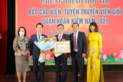 Quận Hoàn Kiếm: Chung khảo Hội thi Báo cáo viên, Tuyên truyền viên giỏi năm 2021