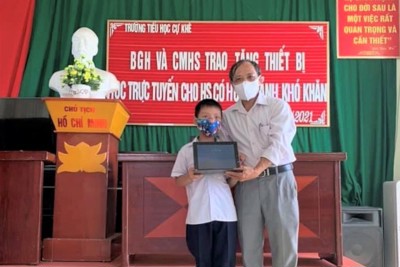 Ngành GD&ĐT huyện Thanh Oai kịp thời hỗ trợ học sinh bước vào năm học mới
