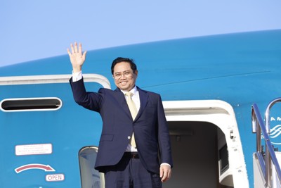 Thủ tướng: Việt Nam sẽ mở cửa lại các đường bay quốc tế vào tháng tới