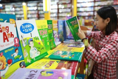 TP Hồ Chí Minh: Yêu cầu tạo điều kiện thuận lợi cho việc vận chuyển sách giáo khoa phục vụ năm học mới