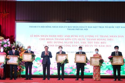 Hà Nội đã khen thưởng 604 tập thể, 994 cá nhân trong công tác phòng chống dịch năm 2021