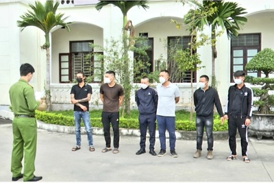 Bắt tạm giam 4 đối tượng liên quan đường dây đánh bạc của Phan Sào Nam
