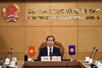 Bộ trưởng Nguyễn Kim Sơn khẳng định tích cực chuyển đổi để hướng tới một nền giáo dục công bằng và bền vững