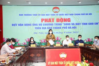 Thành phố Hà Nội phát động chương trình "Sóng và máy tính cho em"