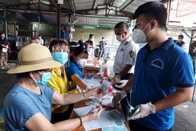 TP Hồ Chí Minh: Khẩn trương hoàn tất chi tiền hỗ trợ đợt 3 cho người dân