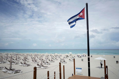Tiêm chủng thần tốc nhờ vaccine nội địa, Cuba sắp mở cửa du lịch quốc tế