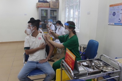 Quận Hai Bà Trưng: Nhiều phường đã về đích trong chiến dịch tiêm vaccine phòng Covid-19