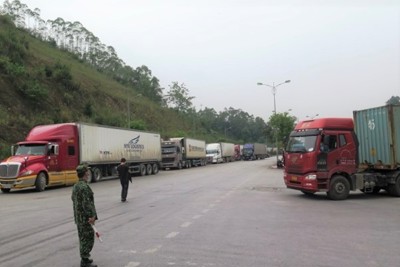 Chưa có thông báo của Trung Quốc về việc dừng thông quan cửa khẩu Tân Thanh - Pò Chài