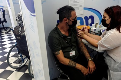 Israel úp mở về dự tính tiêm liều vaccine Covid-19 thứ 4
