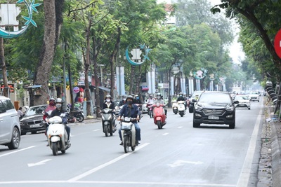 Công an quận Ba Đình tạo chuyển biến tích cực trong đảm bảo trật tự an toàn giao thông