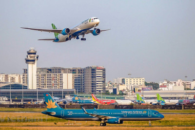 Hà Nội: Các sở ngành rà soát, đảm bảo an toàn khi mở lại đường bay nội địa