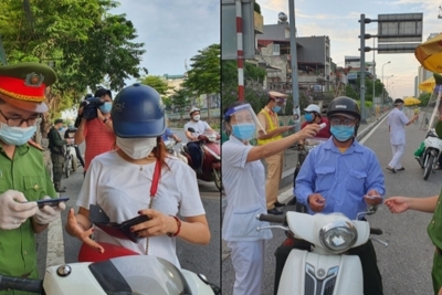 Công an Hà Nội: Siết chặt ra vào "vùng đỏ", nhắc nhở người dân sử dụng giấy đi đường mới