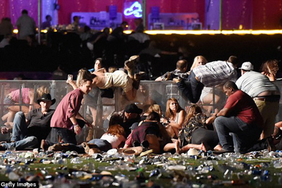 Kẻ xả súng ở Las Vegas tính toán kỹ về đường đạn để tăng thương vong