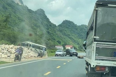 Tai nạn giao thông mới nhất hôm nay (22/8): Tai nạn nghiêm trọng giữa 2 ô tô ở Hà Giang khiến 2 người tử vong