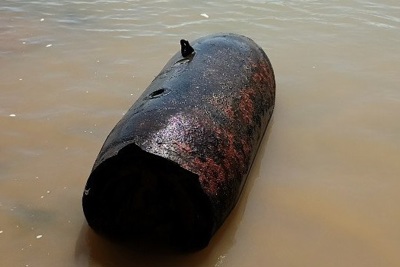 Quảng Ngãi: Trục vớt bom "khủng" dưới sông Trà Khúc