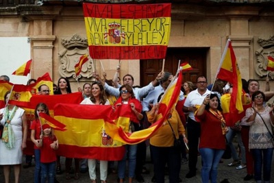 Thủ tướng Tây Ban Nha tuyên bố dùng quyền hiến định ngăn Catalonia độc lập