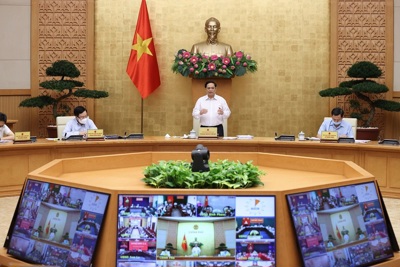 Thủ tướng Phạm Minh Chính  yêu cầu khẩn trương hoàn thiện hai chiến lược lớn, sớm có chính sách kích thích kinh tế