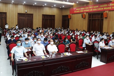 Huyện Chương Mỹ đón gần 200 cán bộ y tế của tỉnh Quảng Ninh đến hỗ trợ công tác phòng, chống dịch