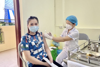 Quận Thanh Xuân: Đẩy nhanh chiến dịch tiêm chủng vaccine phòng Covid-19