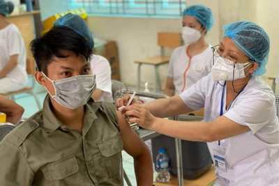 Quận Hoàng Mai được phân bổ thêm hơn 20 nghìn liều vaccine Covid-19