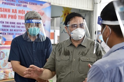 Thủ tướng Phạm Minh Chính kiểm tra công tác phòng, chống dịch Covid-19 ở TP Hồ Chí Minh