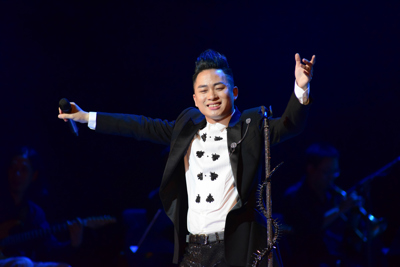 Ca sĩ Tùng Dương được tôn vinh tại “Con đường âm nhạc” tháng 11