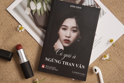 "Cô gái à, ngừng than vãn" - sách về những phụ nữ có nỗ lực vươn lên mãnh liệt từ đau thương