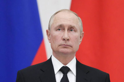 Tổng thống Nga Putin phải tự cách ly do tiếp xúc với người nhiễm Covid-19