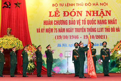 Phát huy sức mạnh lực lượng vũ trang Thủ đô, xây dựng Hà Nội thành khu vực phòng thủ vững chắc về tiềm lực, thế trận