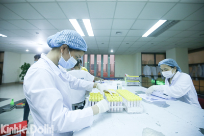 Tìm người đến Bệnh viện Việt Đức liên quan đến ca dương tính với SARS-CoV-2