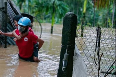 Bình Định: Nhiều khu vực bị chia cắt, hơn 19.000 học sinh nghỉ học do mưa, lũ