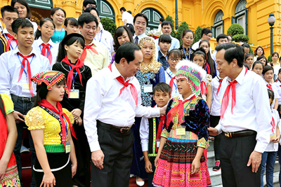 Chủ tịch nước Trần Đại Quang gửi thư chúc Tết Trung thu đến thiếu niên, nhi đồng