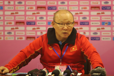 VFF bác bỏ thông tin HLV Park Hang-seo dừng gắn bó với đội tuyển Việt Nam