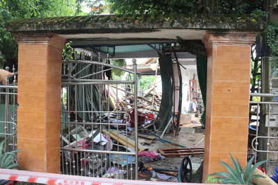 Quảng Nam: Nổ lớn gây sập nhà, 2 vợ chồng tử vong