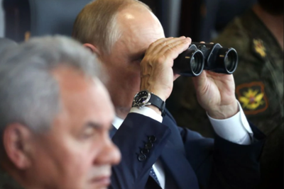 Ông Putin đích thân giám sát cuộc tập trận khiến NATO "nóng mắt"