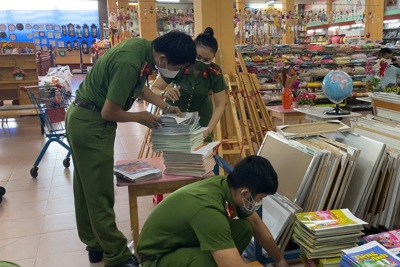 Phát hiện gần 3.000 sách lậu ở Siêu thị Quảng Ngãi